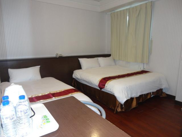 Yi Pin Yuan Hotel Tainan Exterior foto