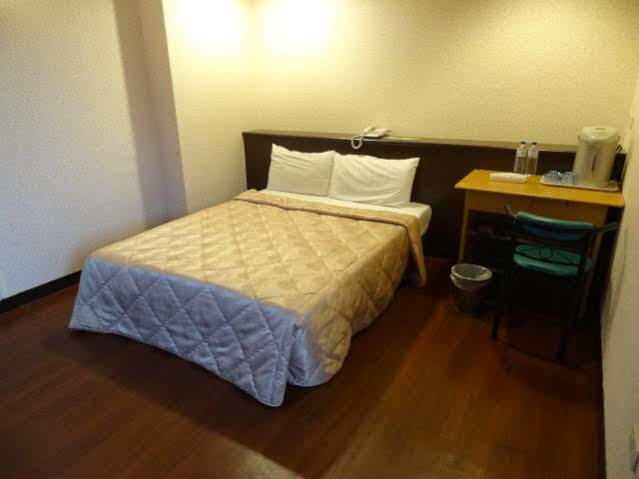 Yi Pin Yuan Hotel Tainan Exterior foto